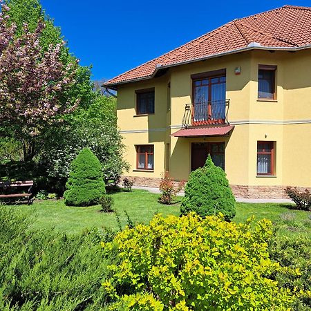 Voelgy Apartman Eger Exterior photo